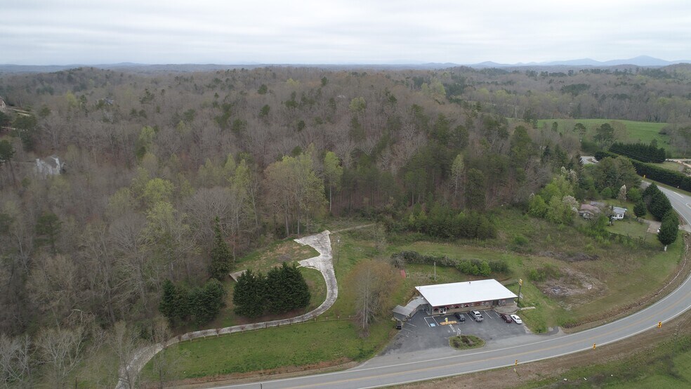 More Photos Of 5646 Price Rd, Gainesville Freestanding For Sale