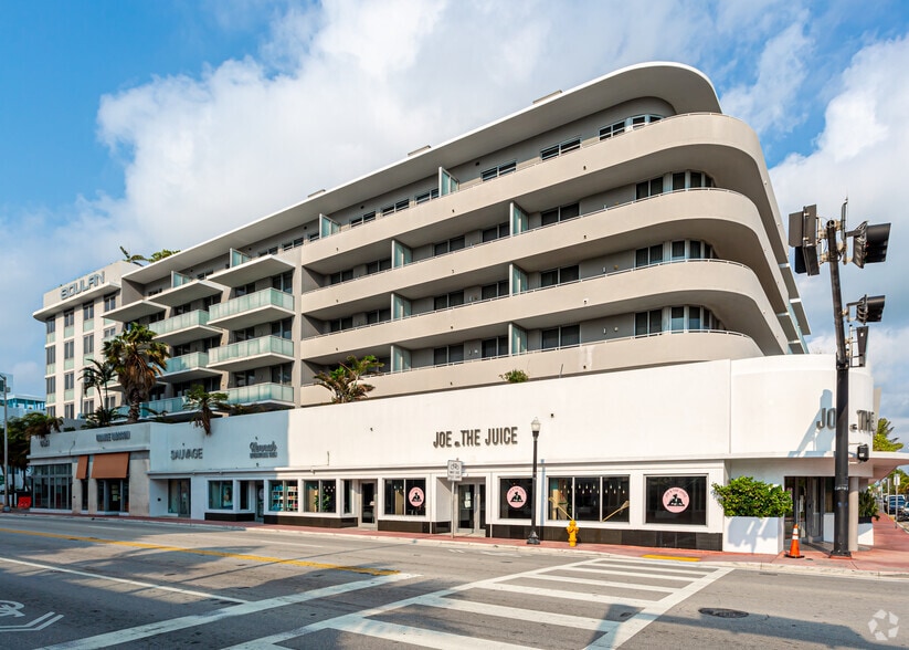 More Photos Of 2000 Collins Ave, Miami Beach Storefront For Lease