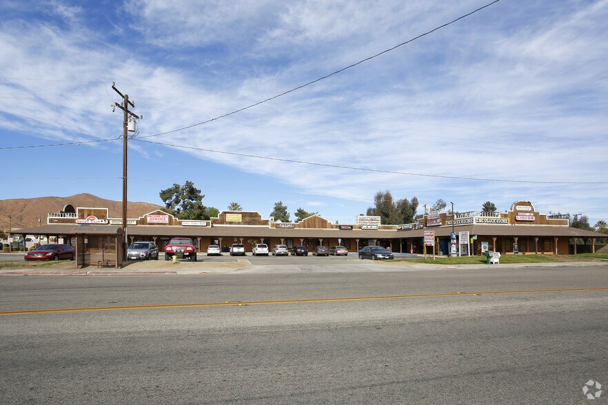 More Photos Of 33040 Simpson Rd, Hemet Unknown For Lease