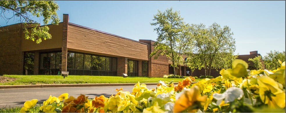 More Photos Of 150 N Patrick Blvd, Brookfield Research And Development For Lease