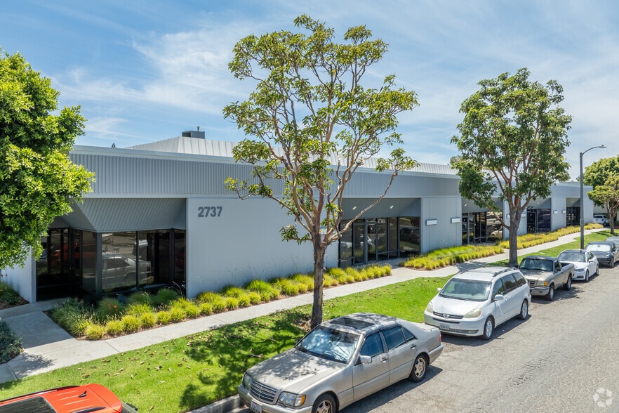 More Photos Of 2730 S Harbor Blvd, Santa Ana Unknown For Lease