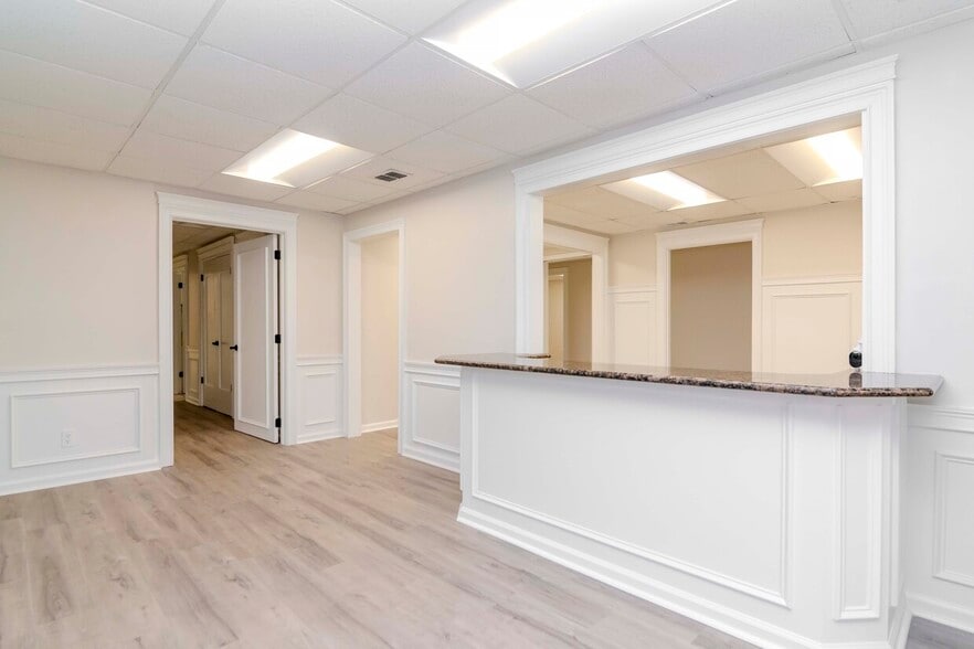 More Photos Of 3205 W Waters Ave, Tampa Medical For Sale