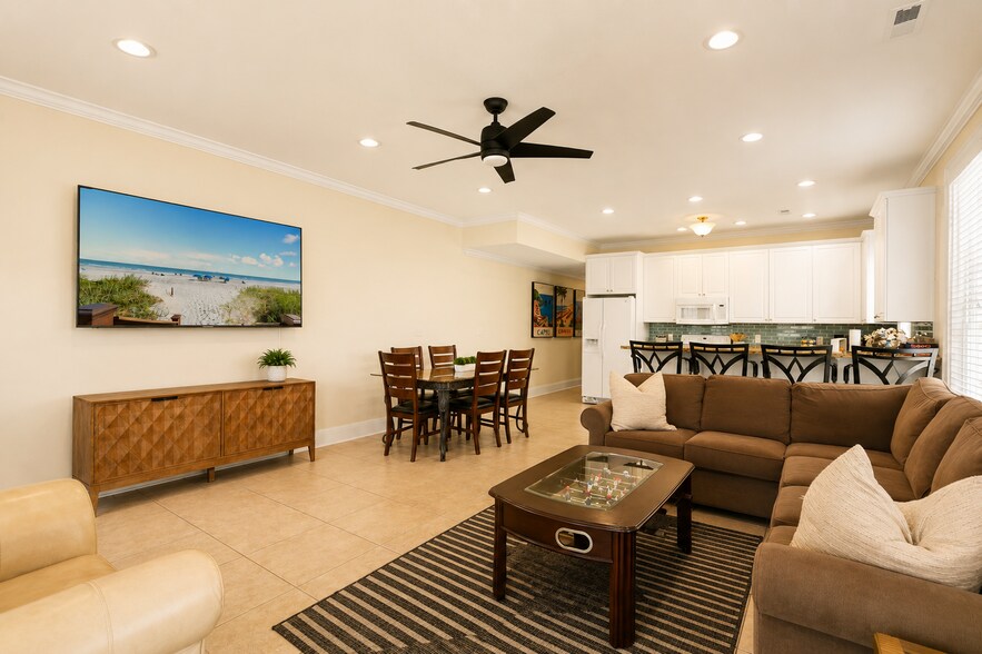 More Photos Of 4620 Surf St, North Myrtle Beach Apartments For Sale