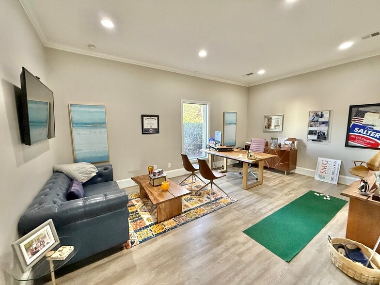 More Photos Of 204 Griffin Park Dr, Birmingham Office For Sale