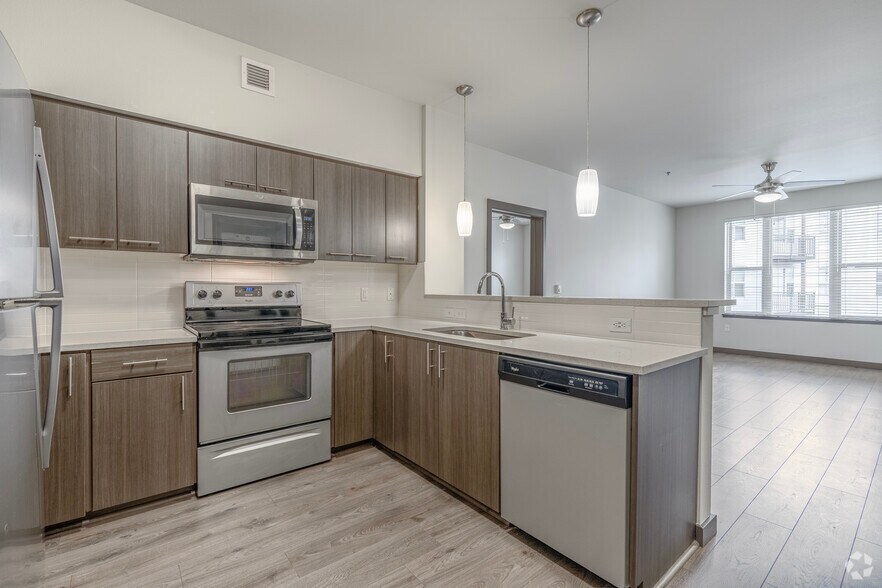 More Photos Of 6523 NE Cherry Dr, Hillsboro Apartments For Lease
