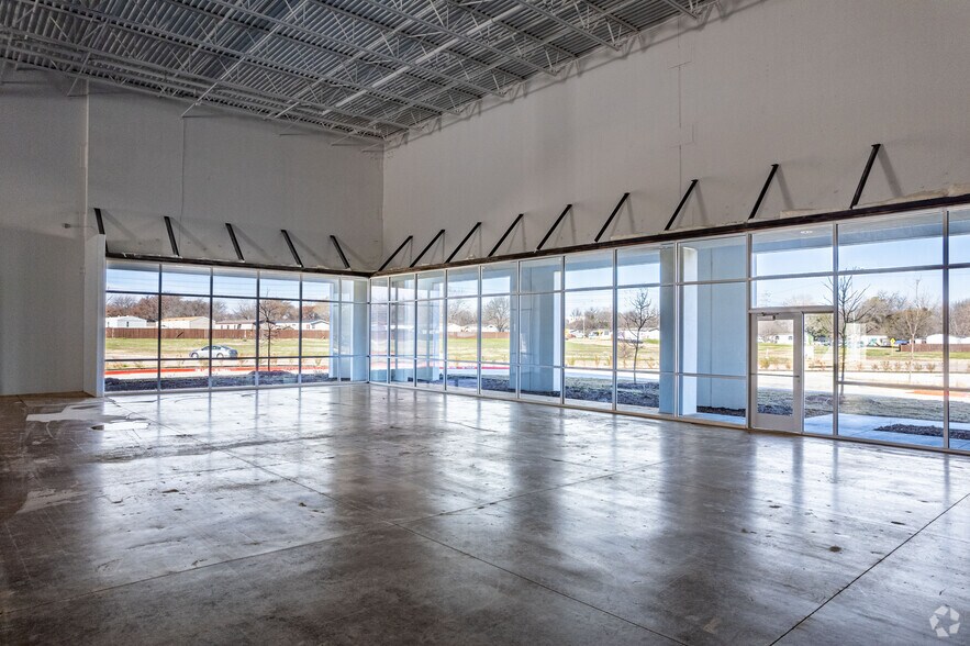 More Photos Of 1207 Farmers Rd, Grand Prairie Warehouse For Sale