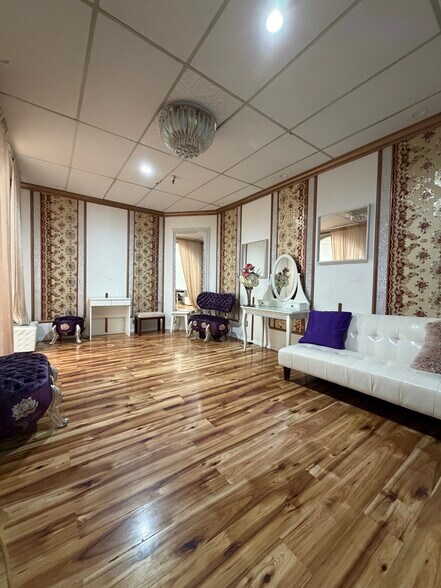 More Photos Of 2917-2999 Fulton Ave, Sacramento Office Residential For Lease