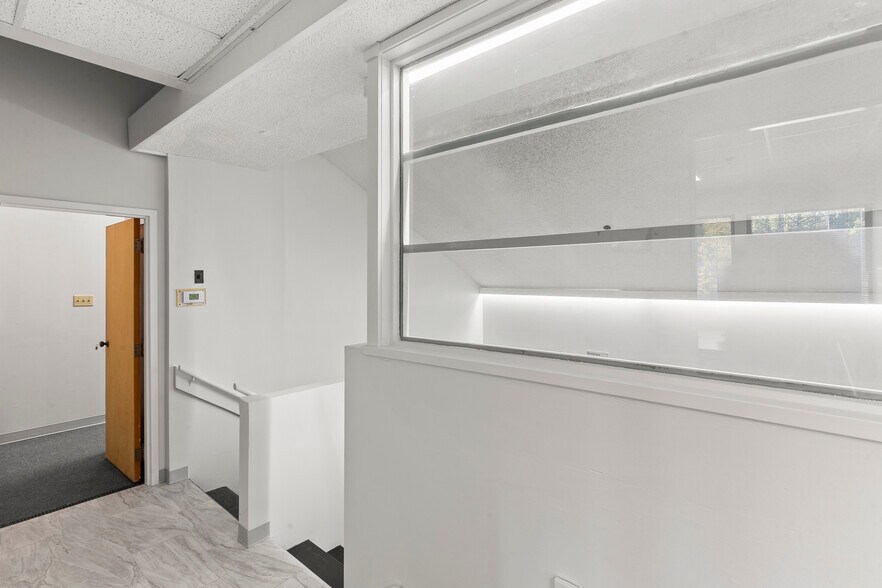 More Photos Of 1820 The Exchange SE, Atlanta Office For Sale