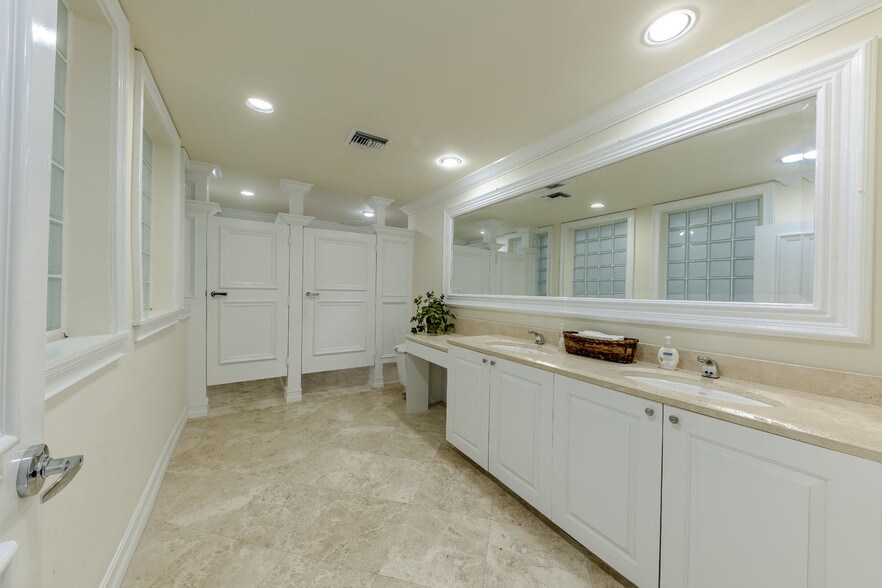 More Photos Of 630-638 E Atlantic Ave, Delray Beach Storefront Retail Office For Lease