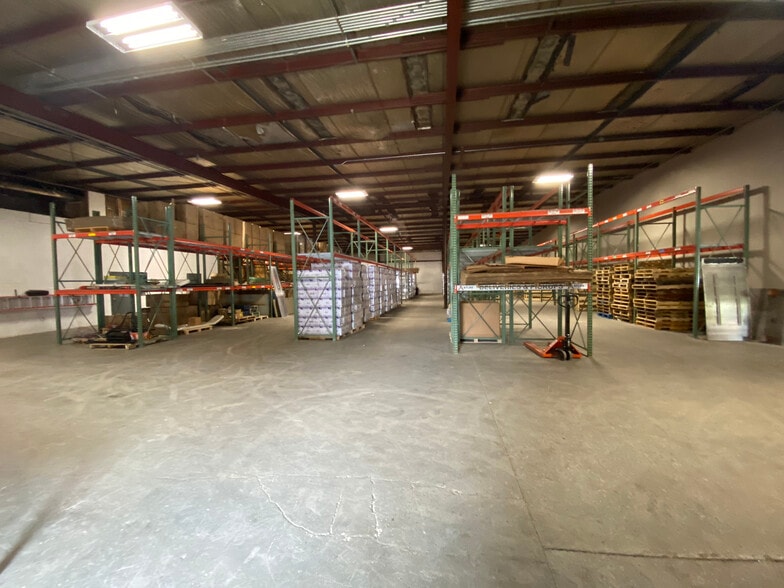 More Photos Of 205 Brick Kiln Rd, Winchester Warehouse For Sale