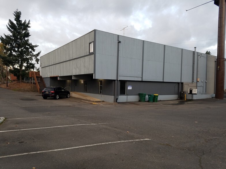 More Photos Of 6800 SW Beaverton Hillsdale Hwy, Portland Freestanding For Lease