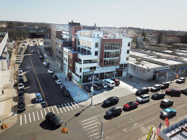 More Photos Of 7402 Grand Ave, Elmhurst Storefront Retail Office For Lease