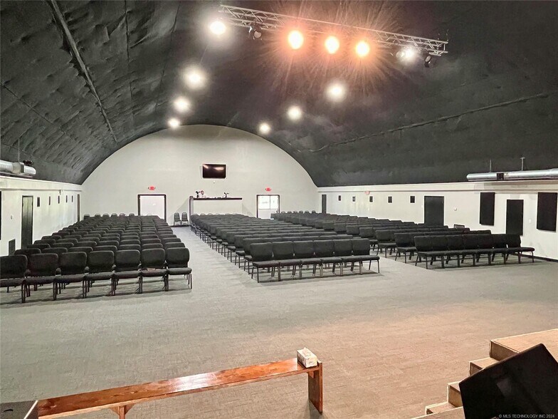More Photos Of 2710 S Cherokee Dr, Muskogee Religious Facility For Sale