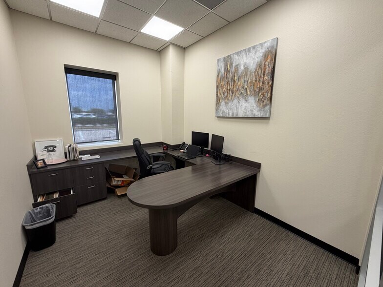 More Photos Of 4022 Louetta Rd, Spring Auto Dealership For Lease