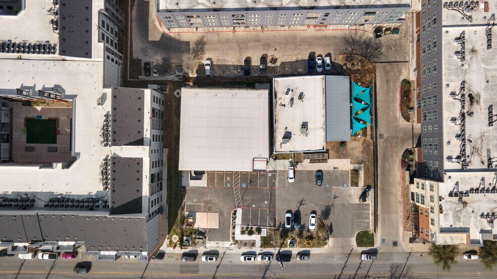 More Photos Of 227 E Cevallos, San Antonio Restaurant For Lease