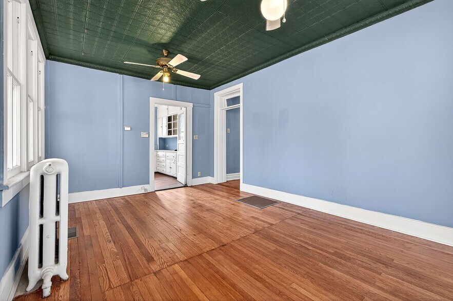 More Photos Of 408 NE Atlantic St, Tullahoma Flex For Sale