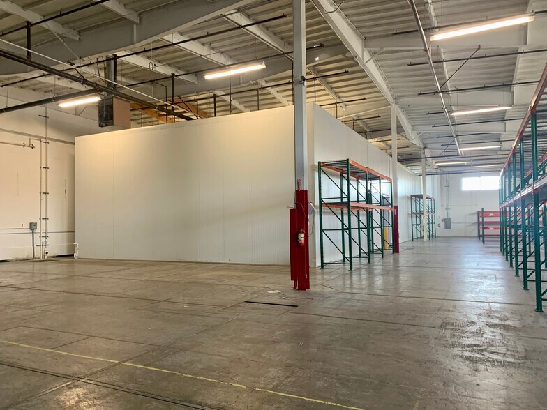 More Photos Of 1535 Rollins Rd, Burlingame Warehouse For Lease