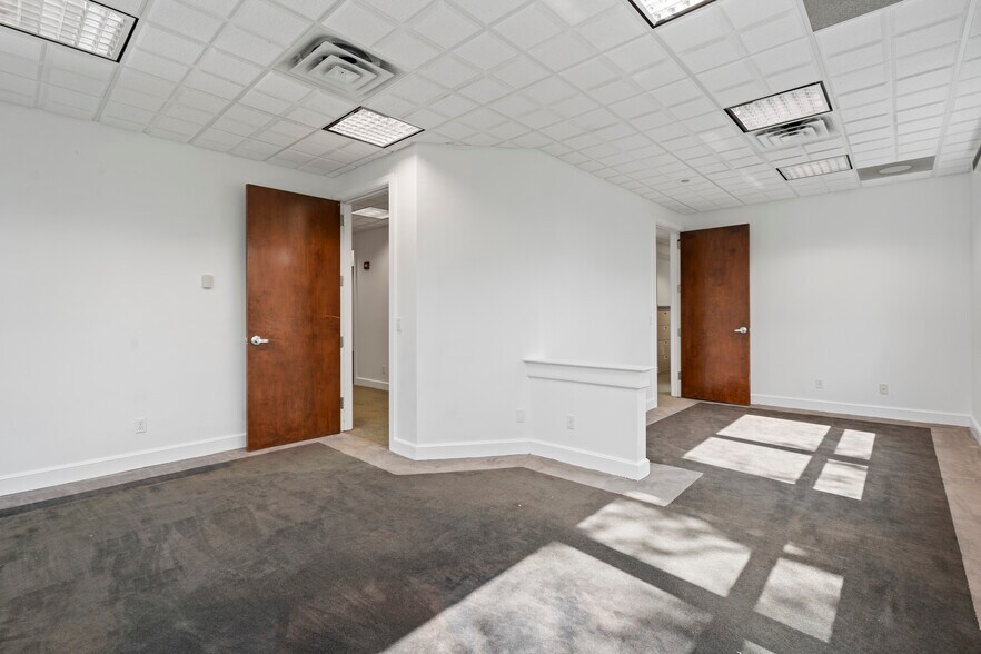 More Photos Of 1735 W Hibiscus Blvd, Melbourne Medical For Lease