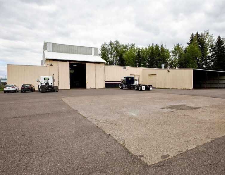 More Photos Of 9002 N Sever Ct, Portland Warehouse For Lease