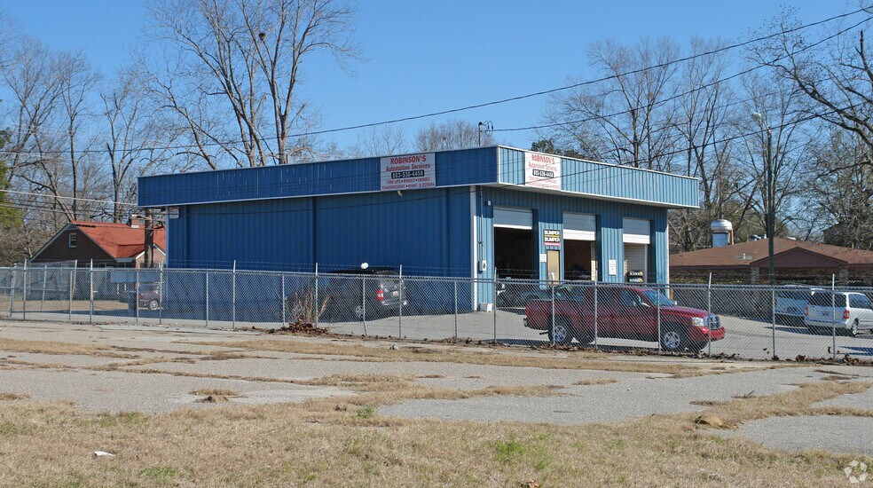 More Photos Of 940 Whitman St, Orangeburg General Retail For Sale