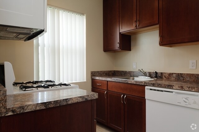 More Photos Of 3301 Chillum Rd, Mount Rainier Apartments For Sale