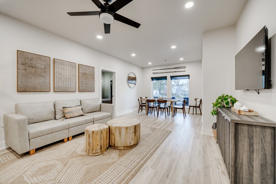 More Photos Of 215 Wayward Winds Rd, Hot Springs National Park Apartments For Sale