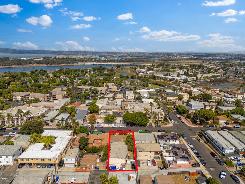 Primary Photo Of 4417 Mentone St, San Diego Apartments For Sale