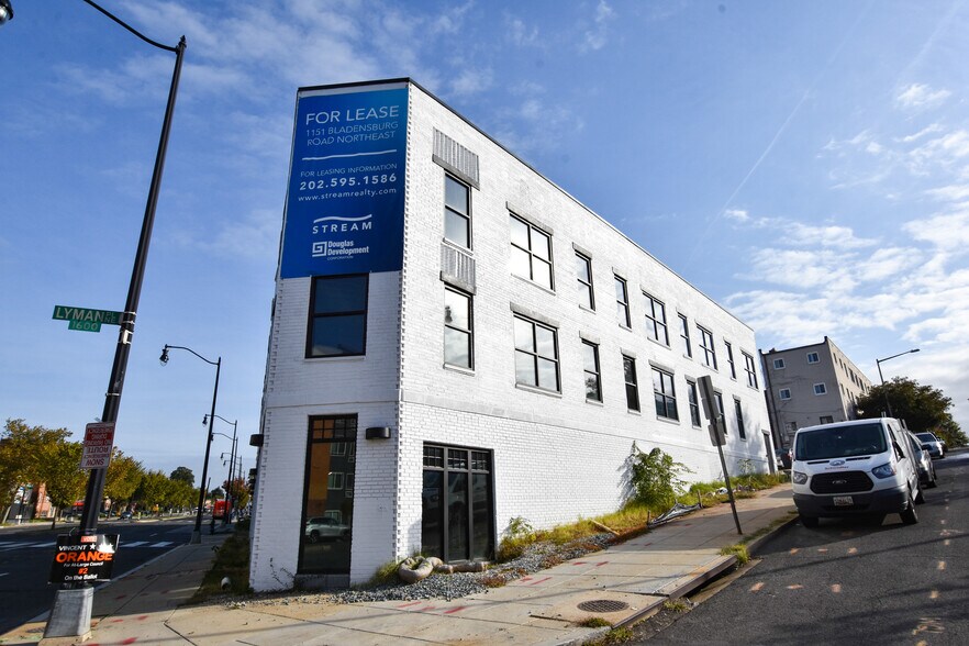 More Photos Of 1151 Bladensburg Rd NE, Washington Office For Lease