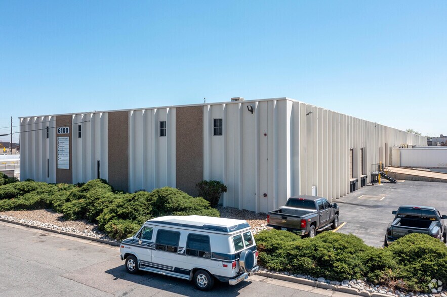 More Photos Of 6100 E 44th Ave, Denver Warehouse For Lease
