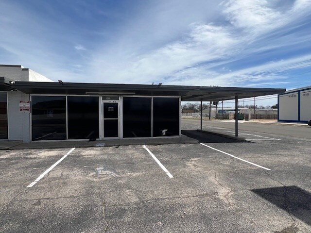 More Photos Of 802-806 N Gray St, Killeen Freestanding For Sale