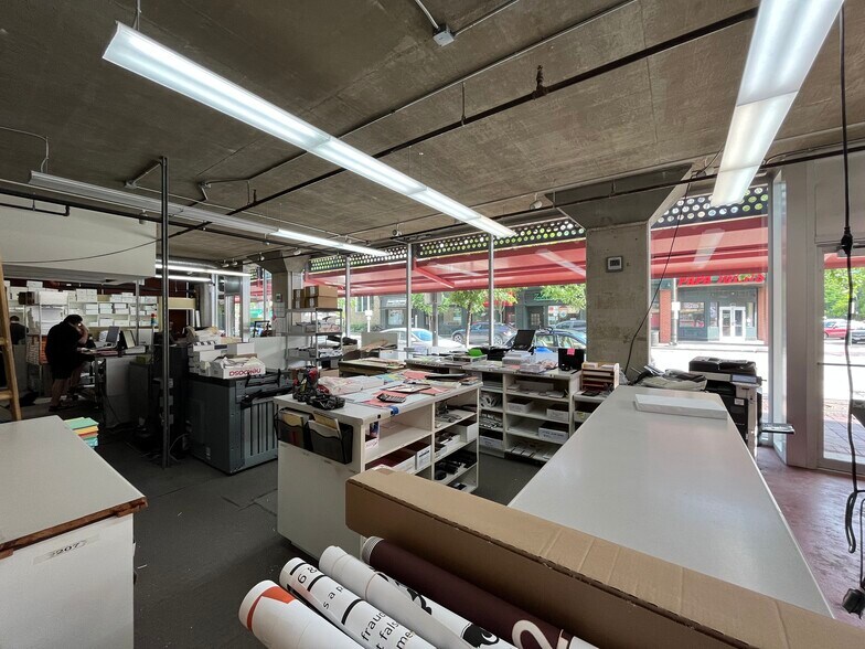More Photos Of 800 Elgin Rd, Evanston Apartments For Sale