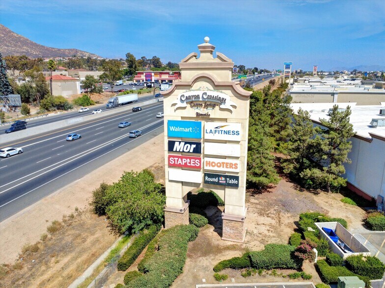 More Photos Of Canyon Springs Parkway, Riverside Land For Lease