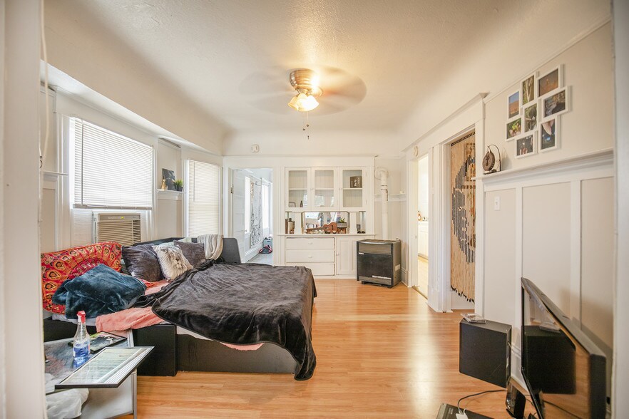 More Photos Of 620 14th St, Sacramento Apartments For Sale