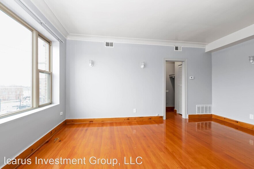 More Photos Of 6237-6245 S Kedzie Ave, Chicago Multifamily For Sale