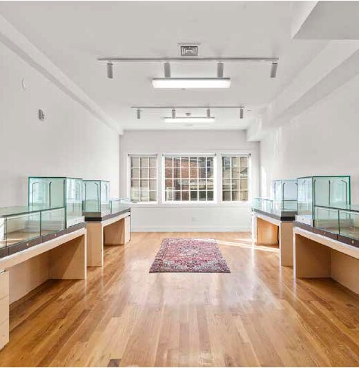 More Photos Of 38-40 Greenwich Ave, Greenwich General Retail For Lease