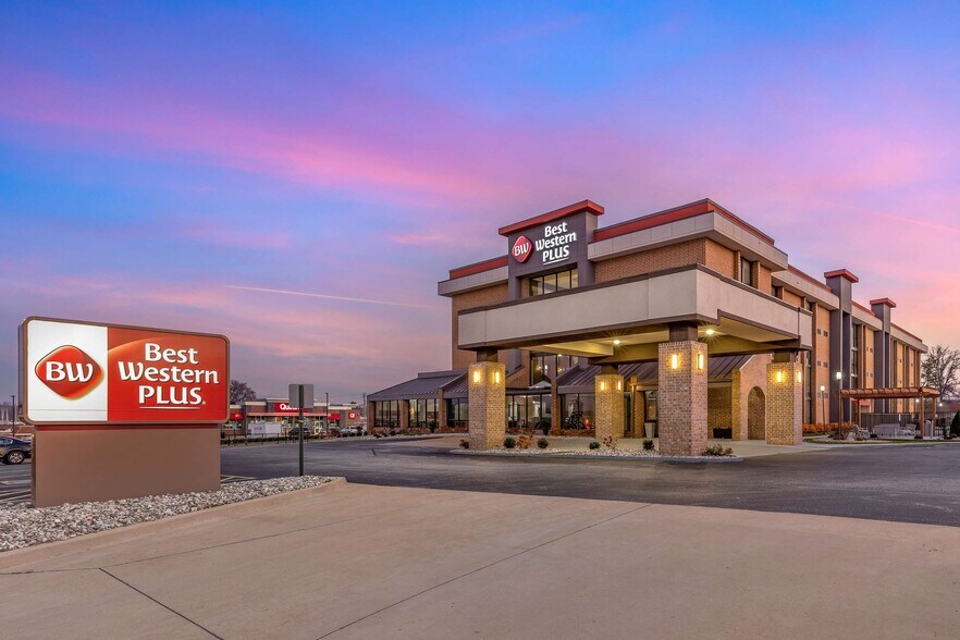 More Photos Of 12220 Dorsett Rd, Maryland Heights Hotel For Sale