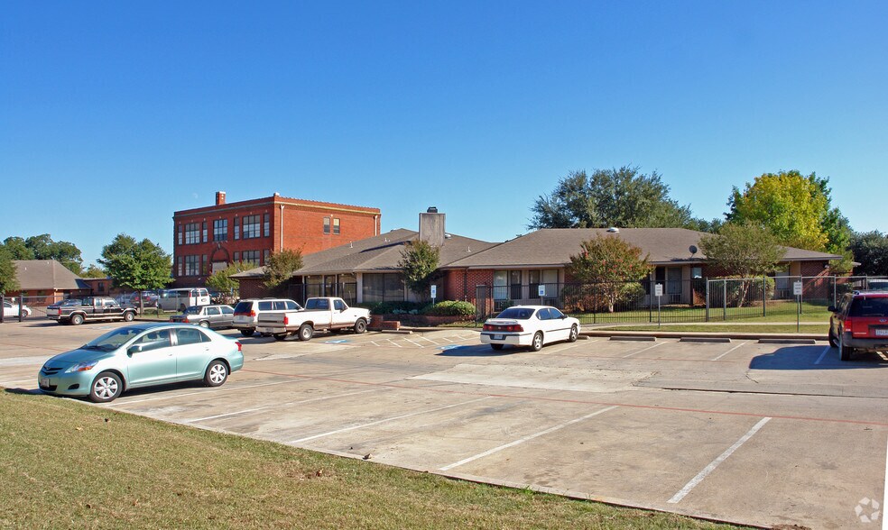 More Photos Of 2601 Tandy Ave, Fort Worth Assisted Living For Sale