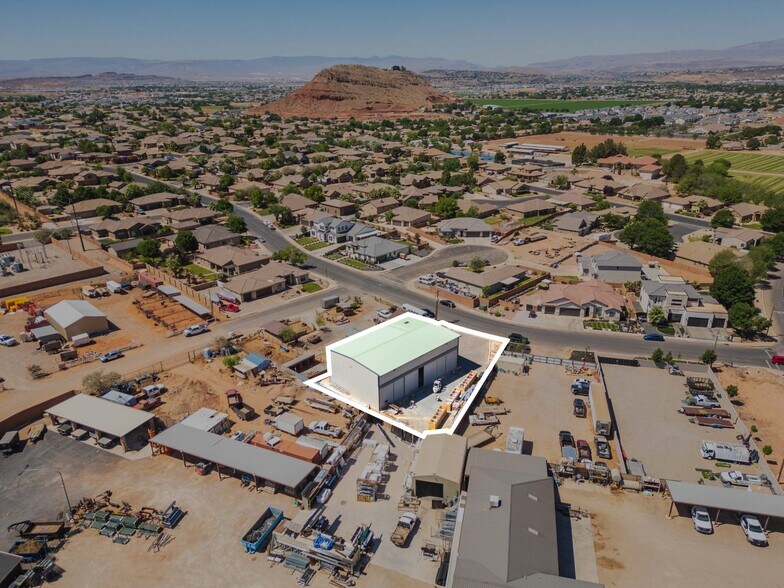 More Photos Of 1645 S Arabian Way, Washington Warehouse For Lease