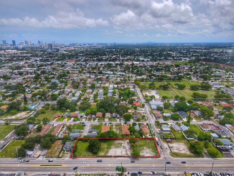 More Photos Of 517-525 Pembroke Rd, Hallandale Beach Land For Sale