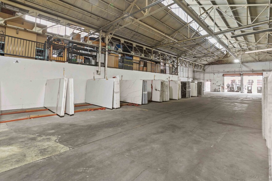 More Photos Of 3255 Saco St, Vernon Warehouse For Lease