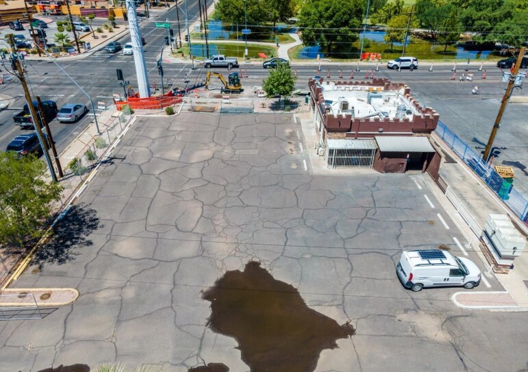 More Photos Of 801 E Broadway Rd, Mesa Fast Food For Sale