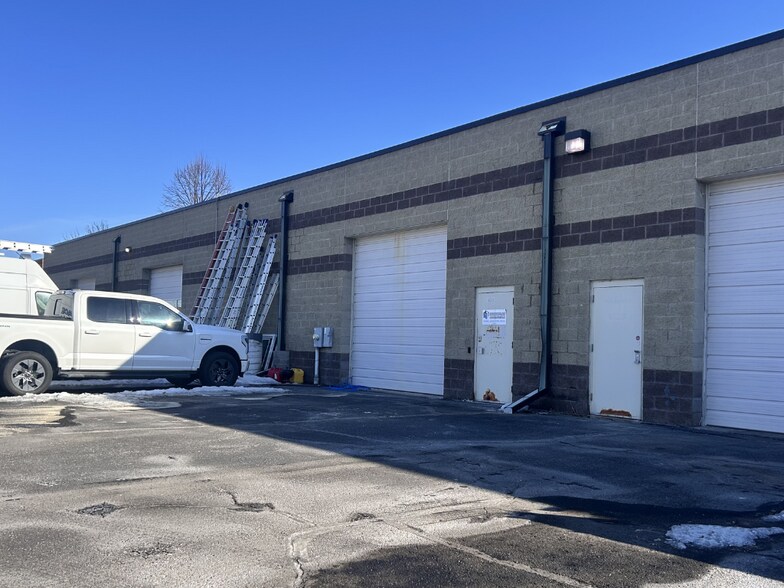 More Photos Of 18326 Joplin St NW, Elk River Flex For Lease