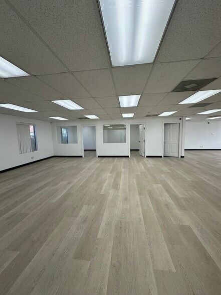 More Photos Of 8230 W Charleston Blvd, Las Vegas Medical For Sale