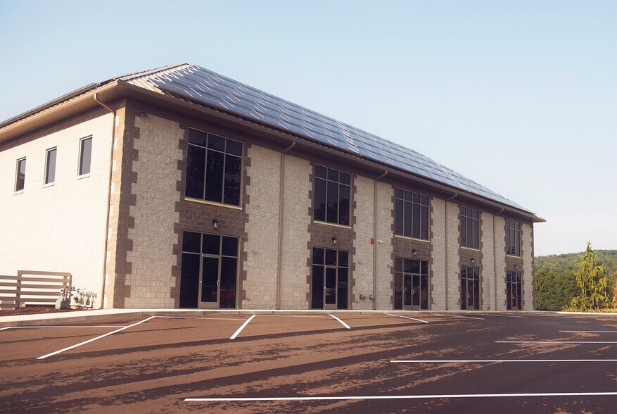 More Photos Of 635 N Loyalsock Ave, Montoursville Office For Lease