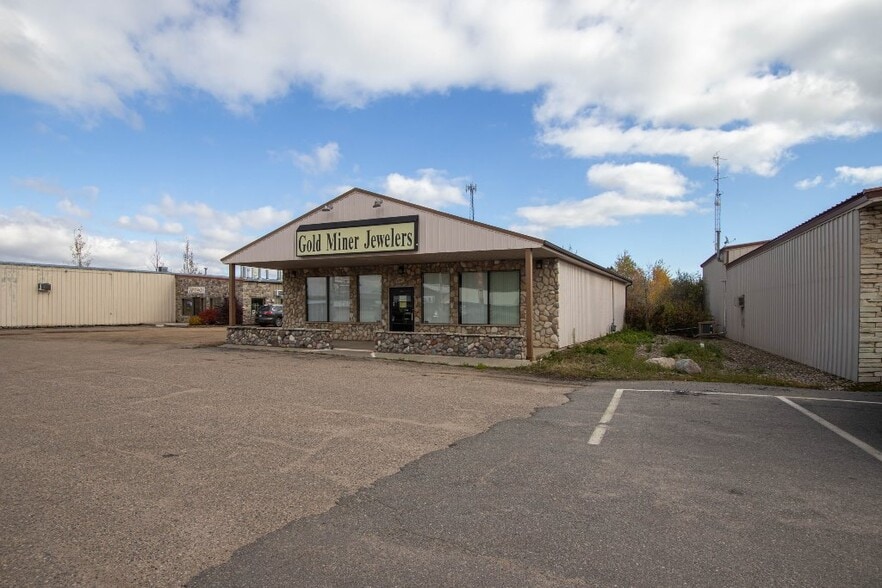 Primary Photo Of 2737 Hwy 45, Antigo Freestanding For Sale