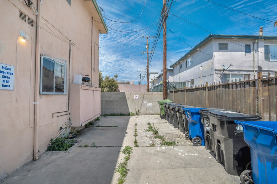More Photos Of 132 N Normandie Ave, Los Angeles Apartments For Sale