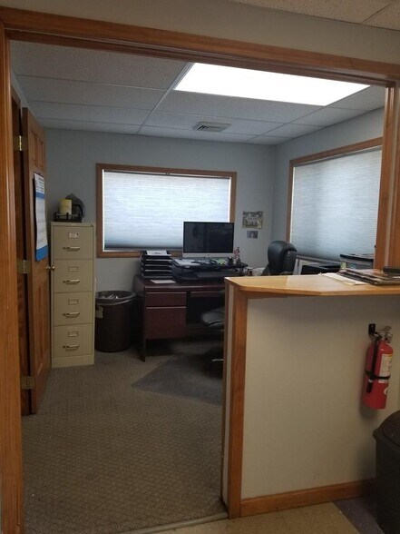 More Photos Of 914 Lackawanna, Horseheads Warehouse For Sale