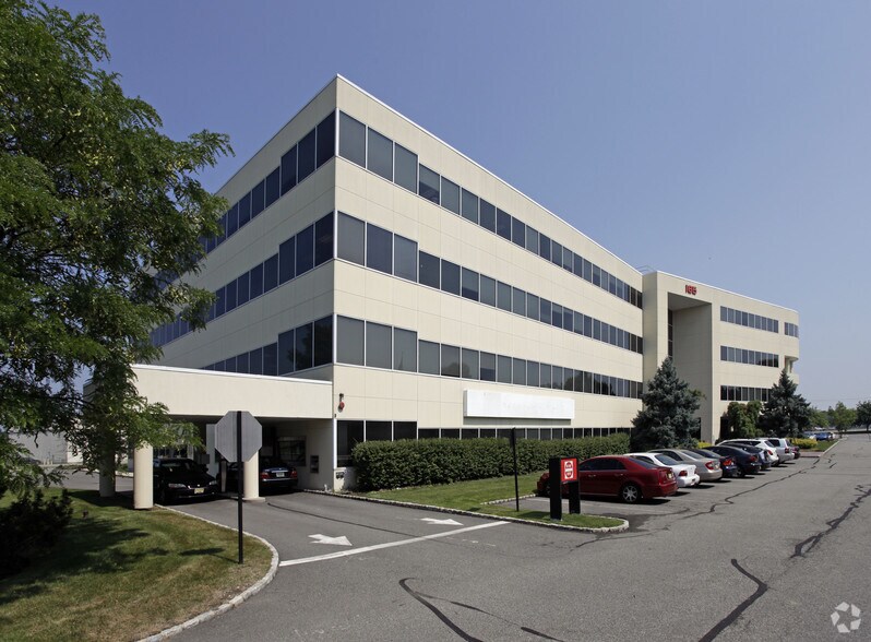 More Photos Of 165 Passaic Ave, Fairfield Office For Lease