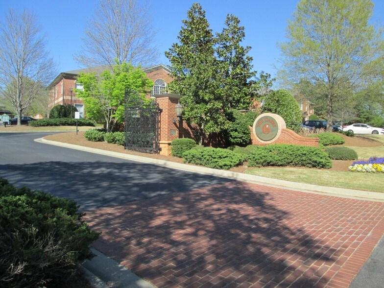 More Photos Of 4080 McGinnis Ferry Rd, Alpharetta Office For Lease