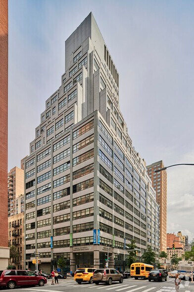 More Photos Of 205 Lexington Ave, New York Office For Lease
